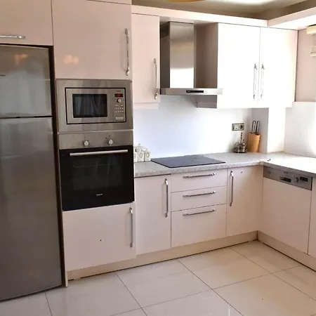 Stylish 2-bedroom Lägenhet Alanya